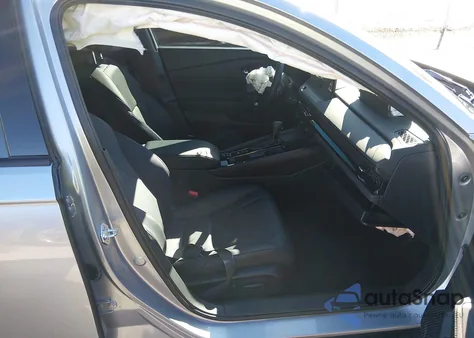 2025 Honda Accord Hybrid Sport-L z USA, uszkodzony, nr VIN 1HGCY2F73SA088692